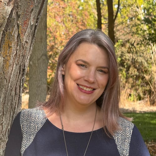 Headshot of Darci Jennings, LCSW