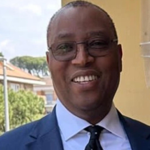 Headshot of Moses Obidike, APN