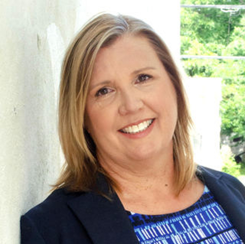Headshot of Suzanne Benites, LCSW