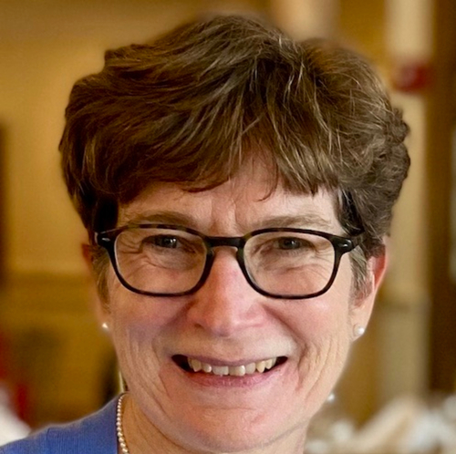Headshot of Tish Wakefield, LCSW