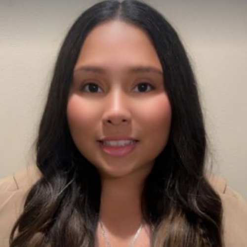 Headshot of Valentina Coreas, LMHC