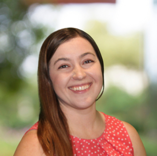 Headshot of Courtney Tomblin, LMFT