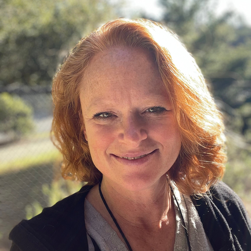 Headshot of Robin Bates, LMFT