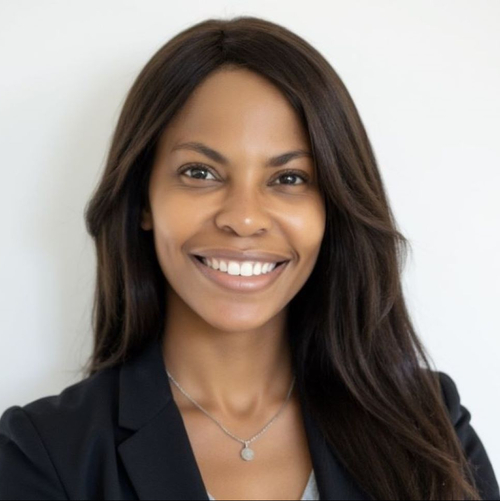 Headshot of Starr Montalvo, APN