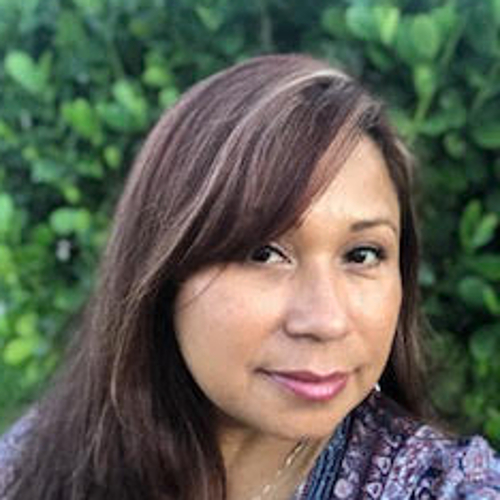 Headshot of Xiomara Mendoza, LMHC