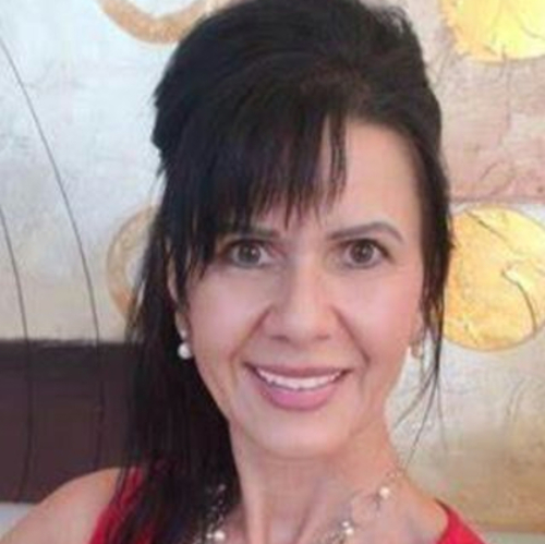 Headshot of Doris Schraner, LPC