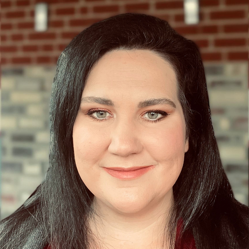 Headshot of Cheyenne Feldhaus, LCSW