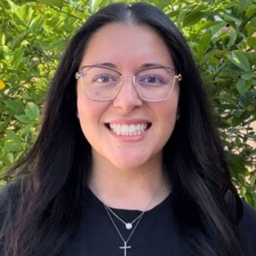Headshot of Nicole Estrella, LCSW