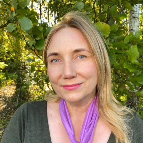 Headshot of Anna Grabarczyk, LMFT