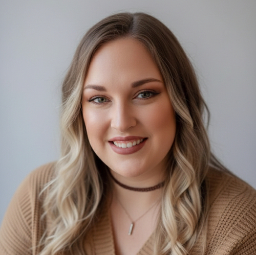Headshot of Kayla Porter, LMFT