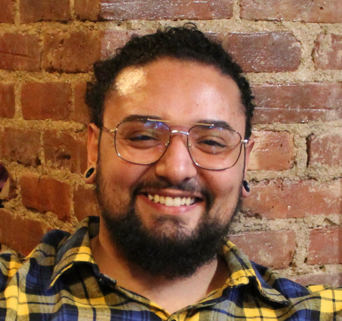 Headshot of Santiago Agudelo Velez, LMHC