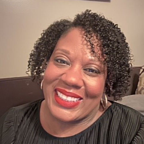 Headshot of Kia Alexander, LCSW