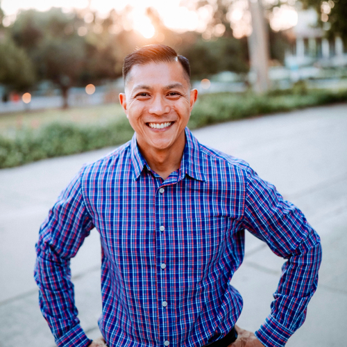 Headshot of Chester Reyes, LCSW