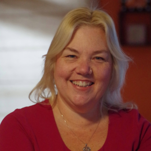 Headshot of Linda Donahue, LMHC