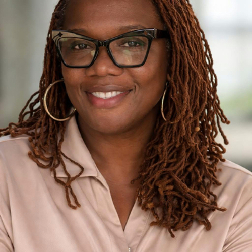 Headshot of Duwanna Burse, LCSW