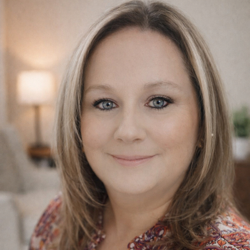 Headshot of Carrie Metzger, LPC