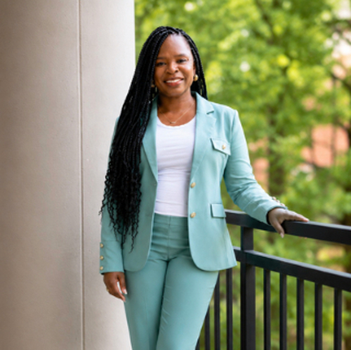 Headshot of Tameka Scott, LPC