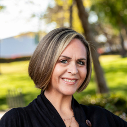 Headshot of Melissa Wright, LMFT