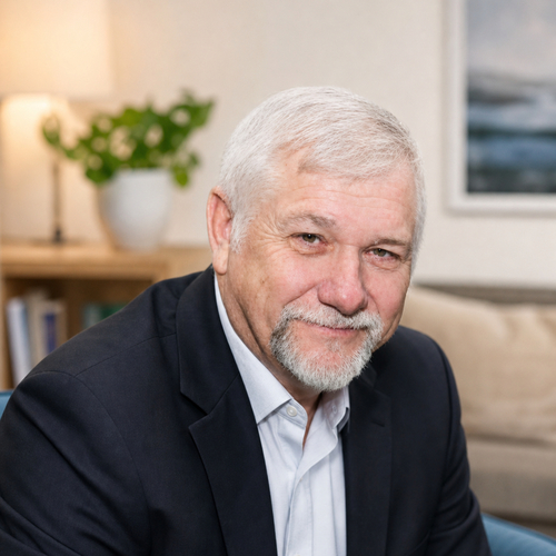 Headshot of Gregory Chapman, LPCC