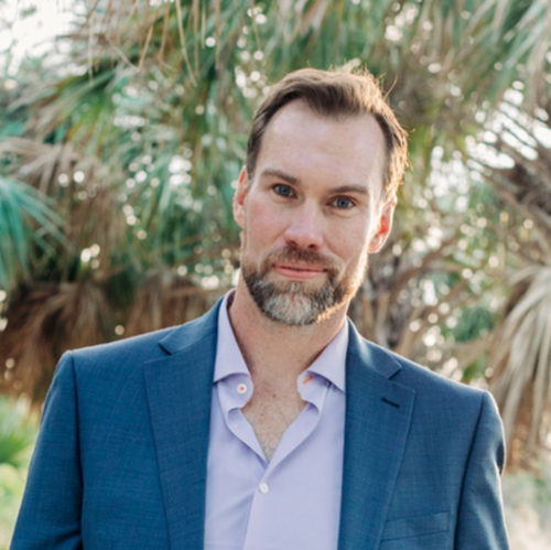 Headshot of Aaron Leo, LPC