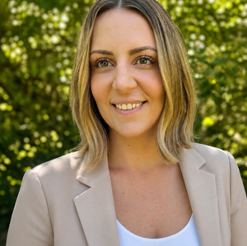 Headshot of Danielle Ramirez, LCSW