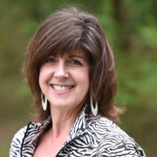Headshot of Laura Locke, LPCC