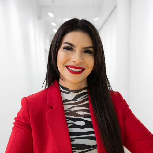 Headshot of Laura Ramirez, LPC