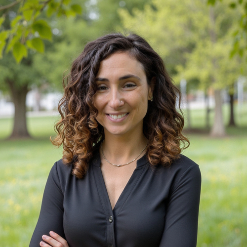 Headshot of Danielle Frouws, LMHC