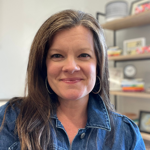Headshot of Caroline Neumann, PSYCHOLOGIST