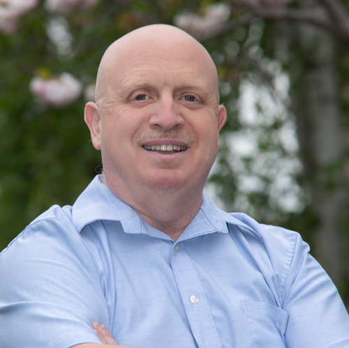 Headshot of Roger Grossman, LMFT