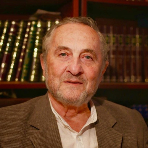 Headshot of Alex Ladyzhensky, LCSW