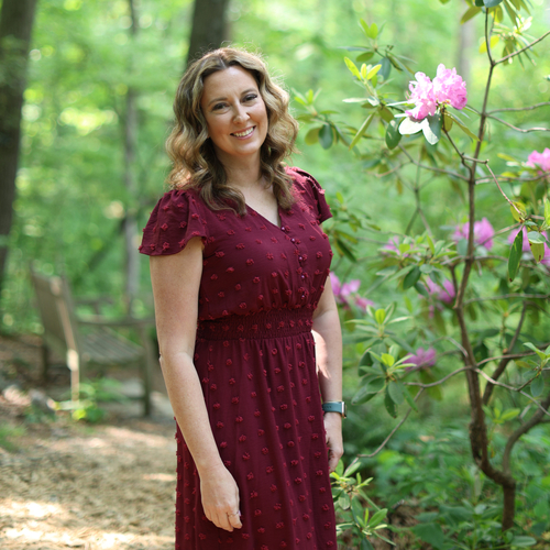 Headshot of Stacy Sikes, LPC