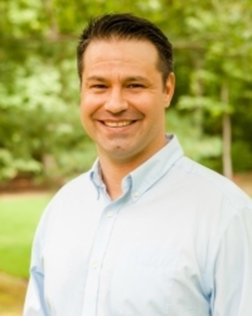 Headshot of Elliott H. Maruffi-Cowley, LCSW