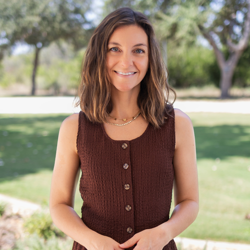 Headshot of Dana McCray, LPC
