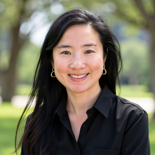Headshot of Janet Wang, LPC