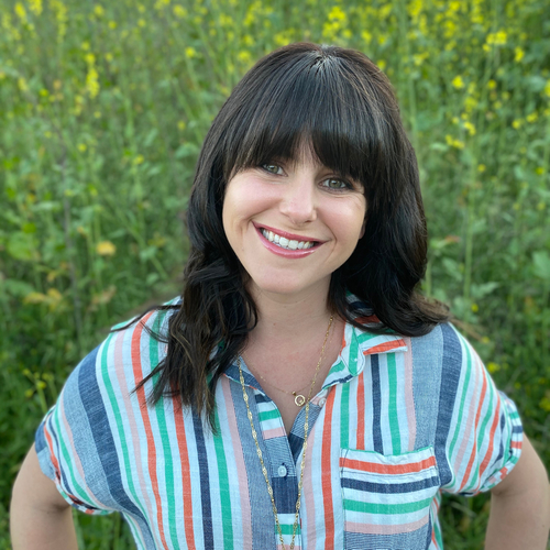 Headshot of Katherine Farren, LMFT