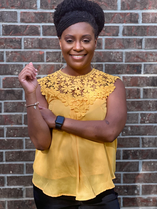 Headshot of Roquel Horne-Calhoun, LMHC