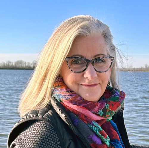 Headshot of Carol Hodson, LMHC