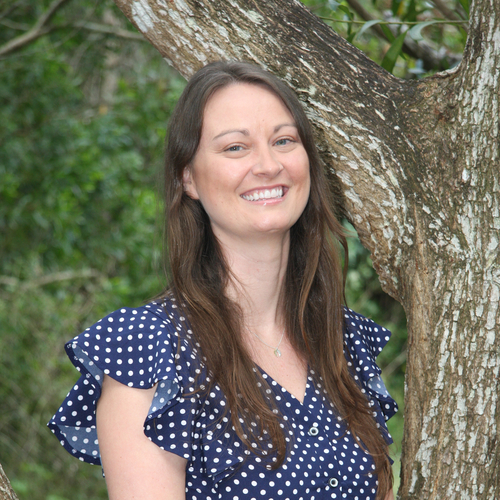Headshot of Robin Stover, LMHC