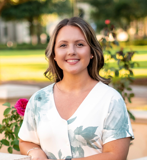 Headshot of Ashley Sauer, LMHC
