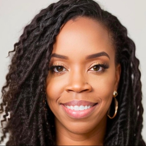 Headshot of Jennifer Love, LPC