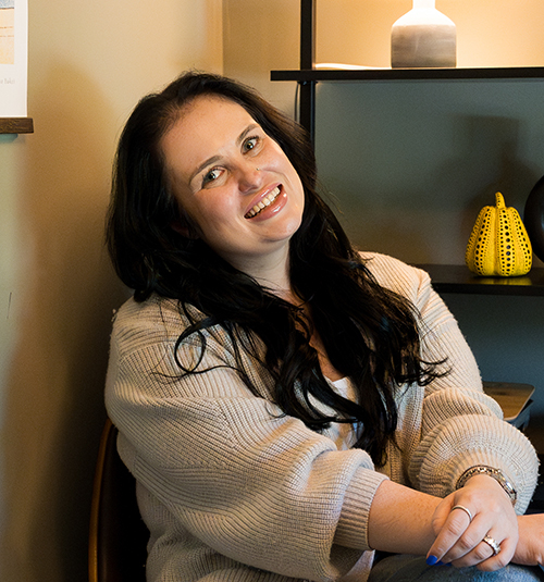 Headshot of Olivia Wells, APN