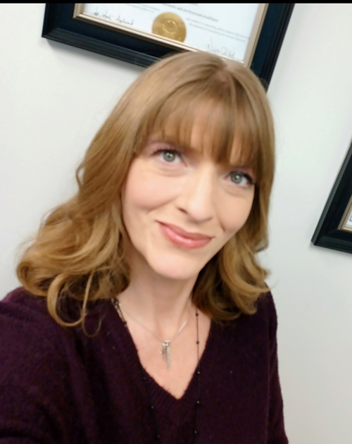 Headshot of Angela King, LPC