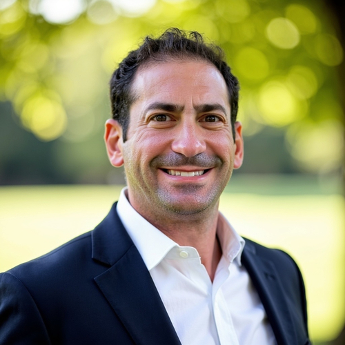 Headshot of Matthew Frey, LCSW