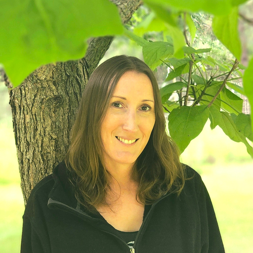 Headshot of Tara Thiele, LPC
