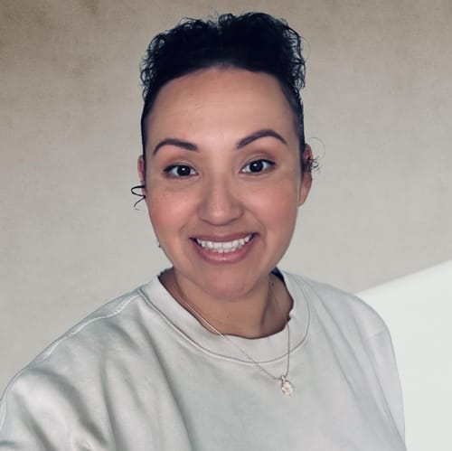 Headshot of Johanna Fernandez, LMFT
