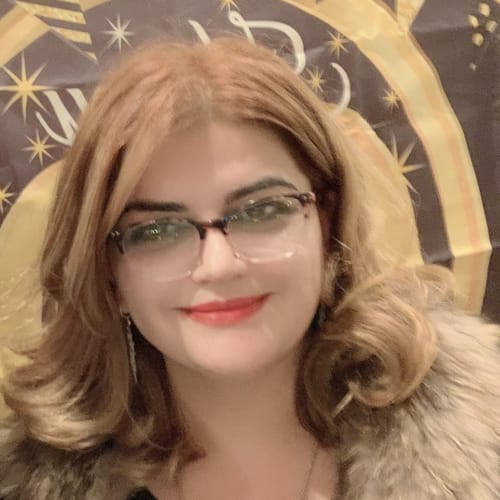 Headshot of Yevgenia Kochian, LPC