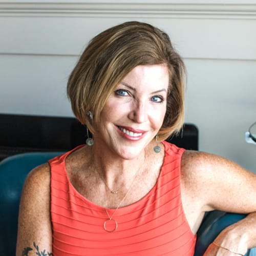Headshot of Susan Moschos, LICENSED_PSYCHOLOGIST