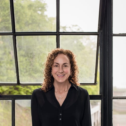 Headshot of Lisa Penberthy, LICSW