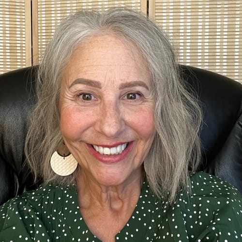 Headshot of Rhonda Evans, LCSW